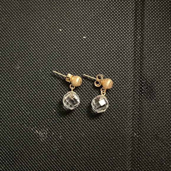 Vintage Elegant Gold and Crystal Drop Earrings - Picture 3 of 3